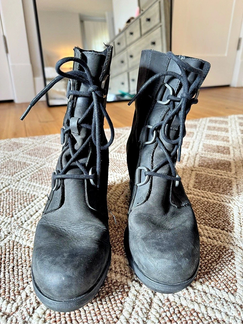 Sorel Black Lace-Up Wedge Boots US 9 - Picture 4 of 6